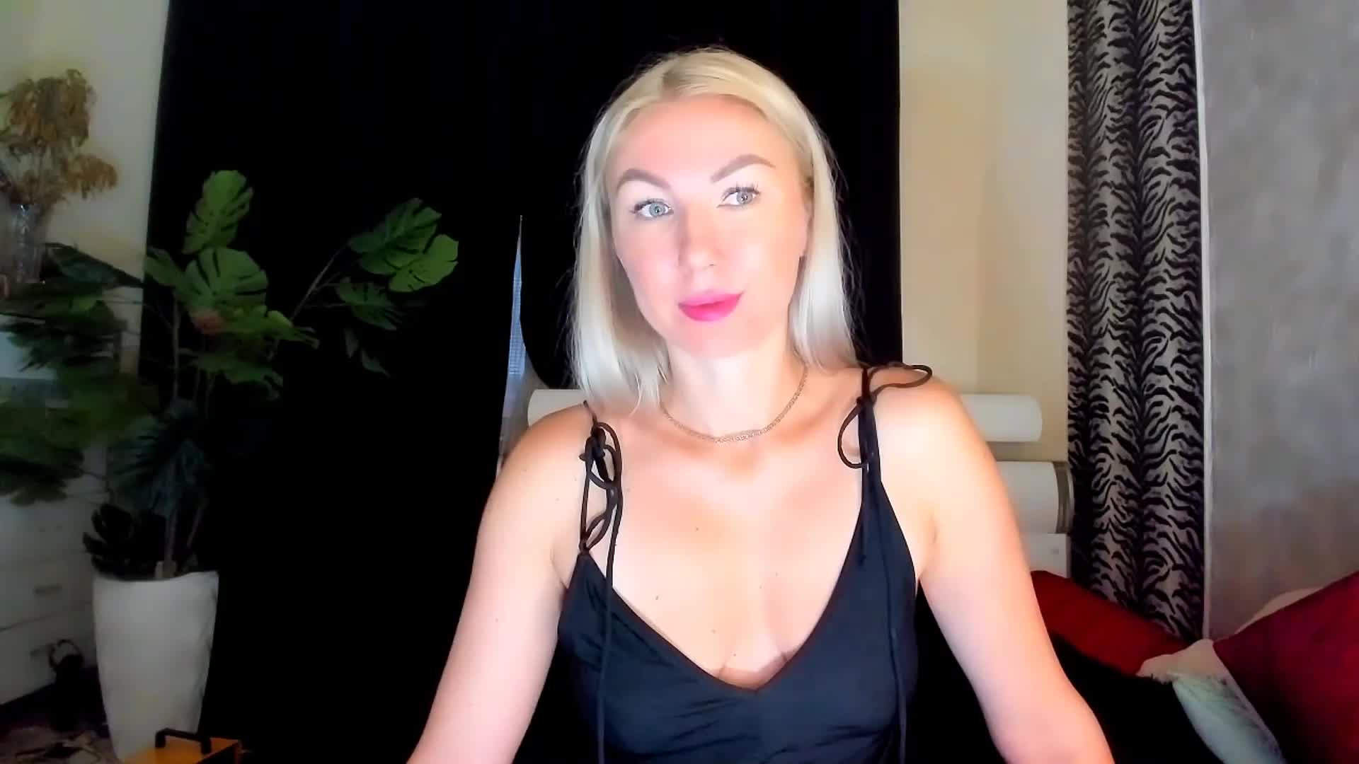 Surreal1 Adult Chat September 16, 2025