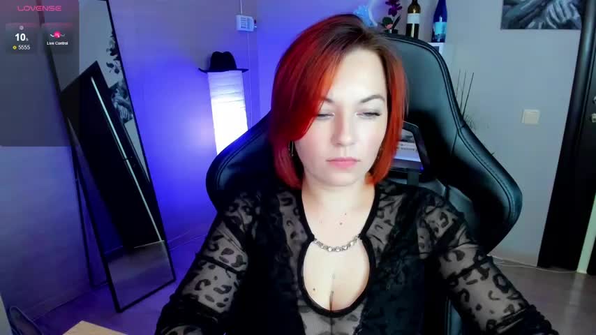 Serena_Woods Adult Chat September 16, 2025