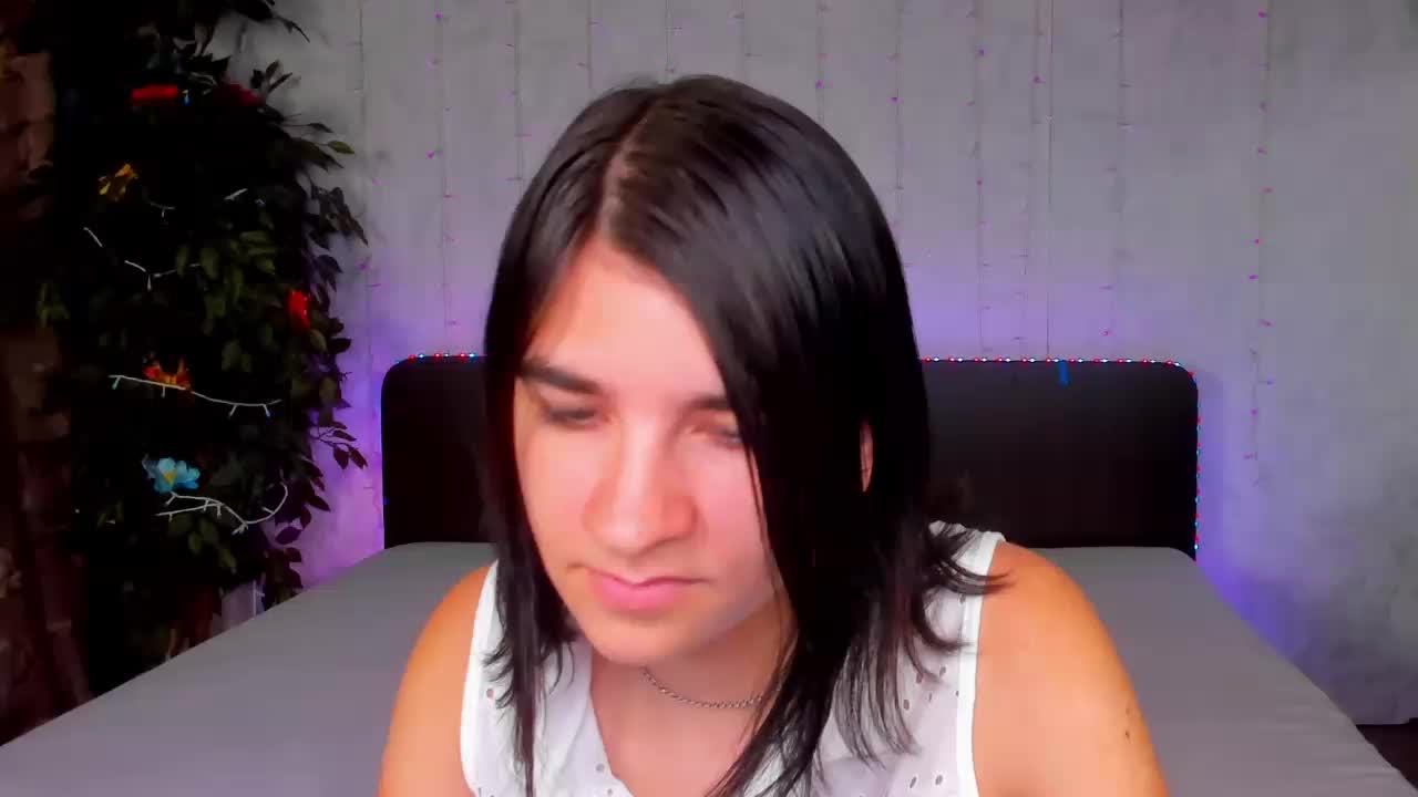 Polly-Love Adult Chat September 16, 2025