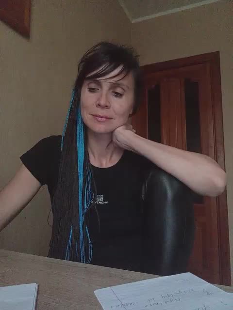 Hellenalonenochka Adult Chat September 16, 2025