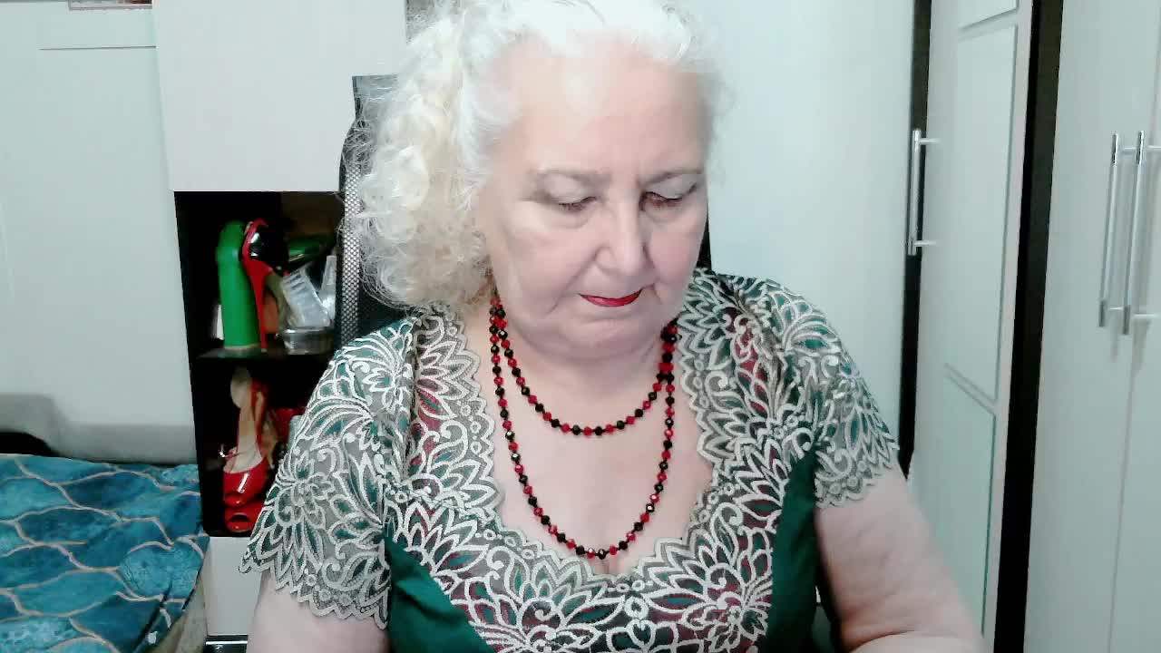 GrannyWants Adult Chat September 17, 2025