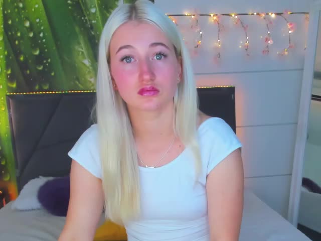 HollyTaillor Adult Chat September 16, 2025