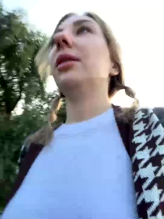 CHERRY-LADY- Adult Chat September 17, 2025