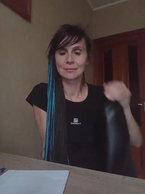 Hellenalonenochka Adult Chat September 16, 2025