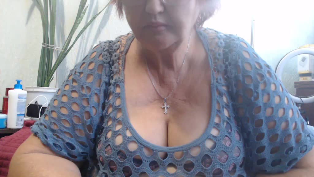 DeniseeRosea Adult Chat September 17, 2025