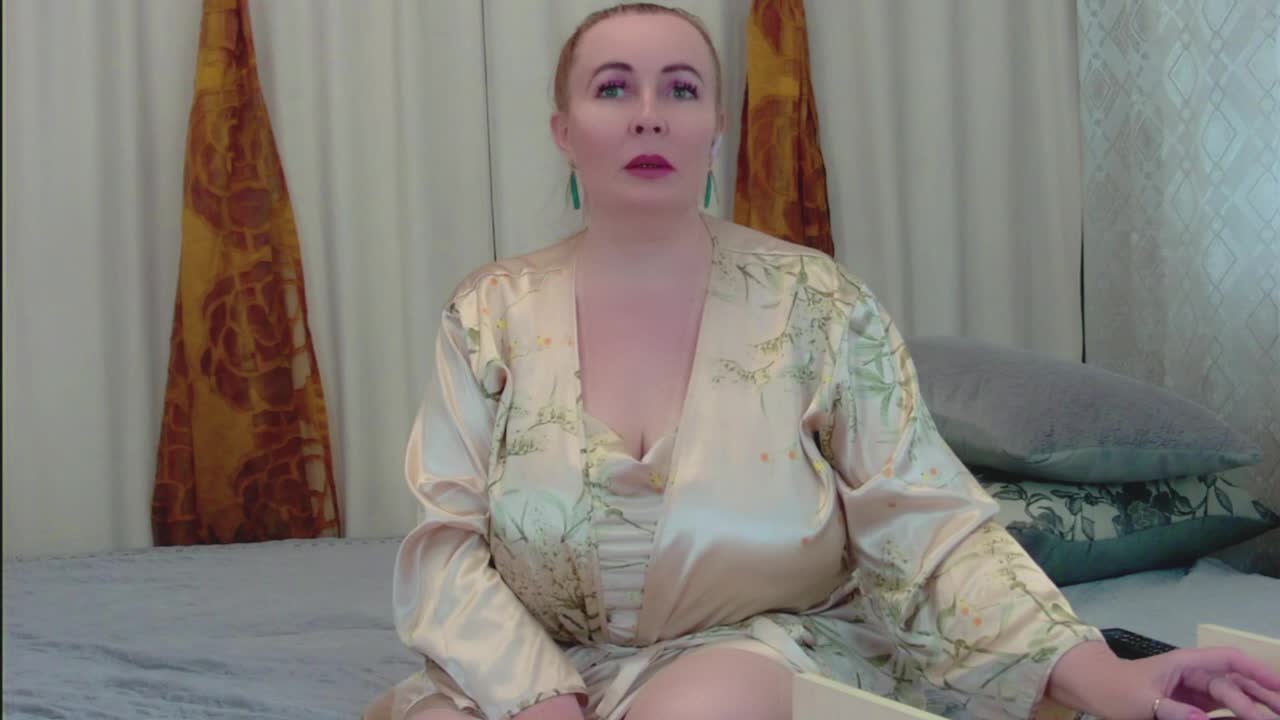 IrennaShine Adult Chat September 16, 2025