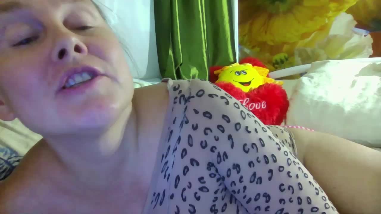 Aktriska Adult Chat September 17, 2025