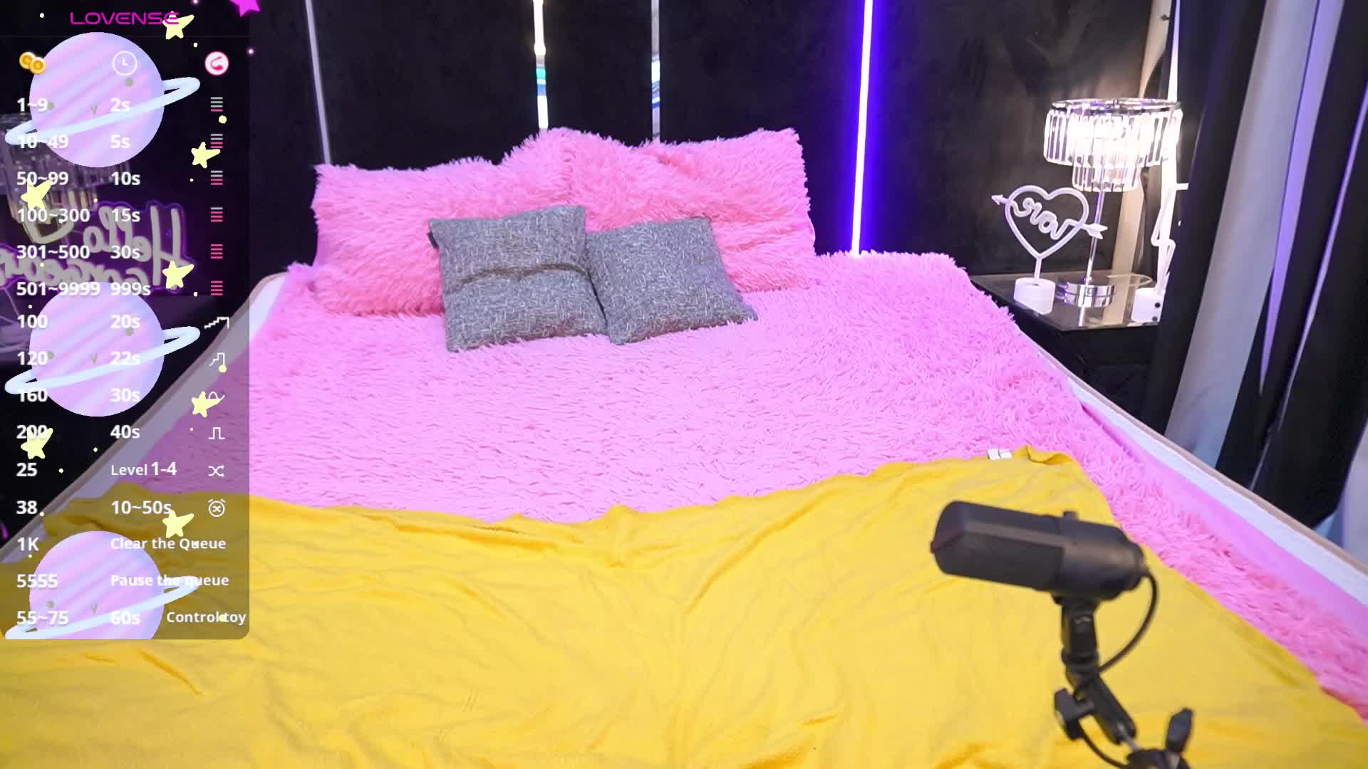 LilElfie Adult Chat September 17, 2025