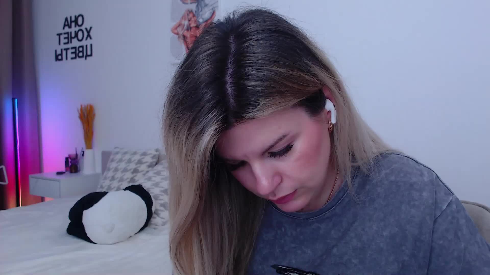 AlexaX7 Adult Chat September 17, 2025