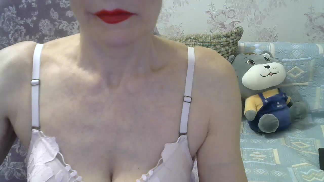 Red-Rose-777 Adult Chat September 17, 2025