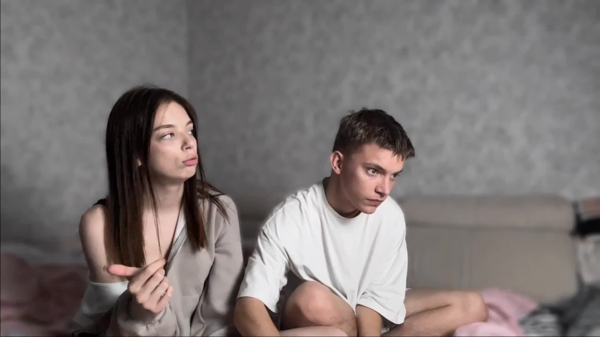 AsyaSky Adult Chat September 17, 2025