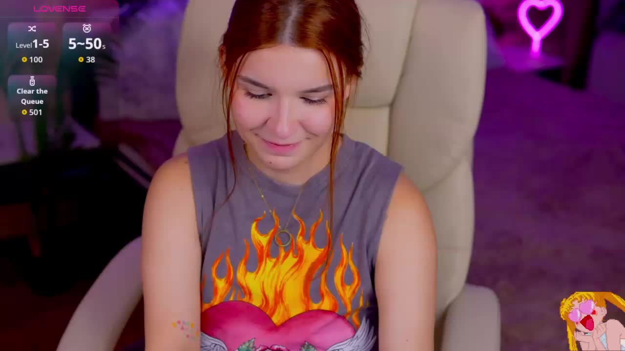 RedShinee Adult Chat September 17, 2025