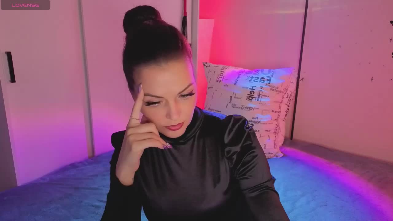 SelenaBlooms Adult Chat September 17, 2025