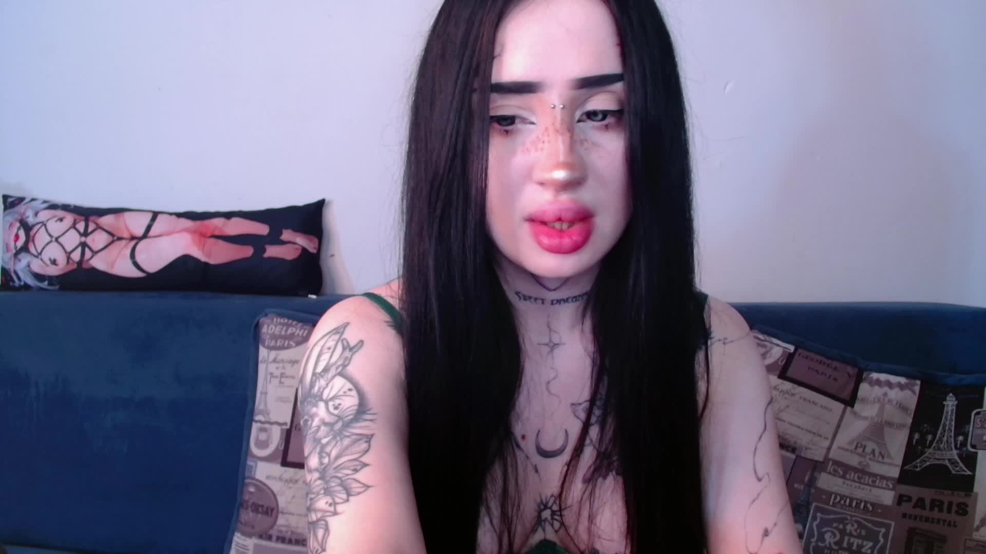 lisa-tatt Adult Chat September 17, 2025