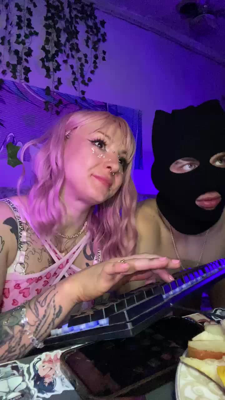 YourFantasyIsaCouple2 Adult Chat September 17, 2025