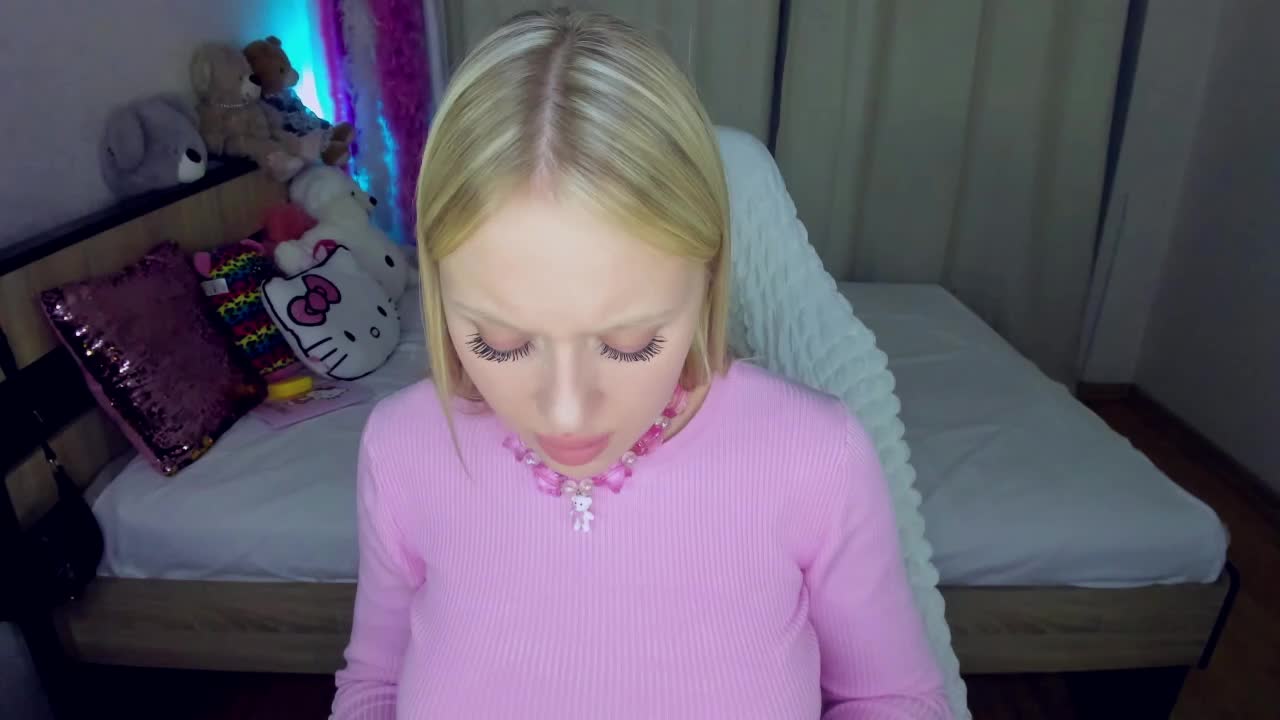 MindyKally Adult Chat September 17, 2025