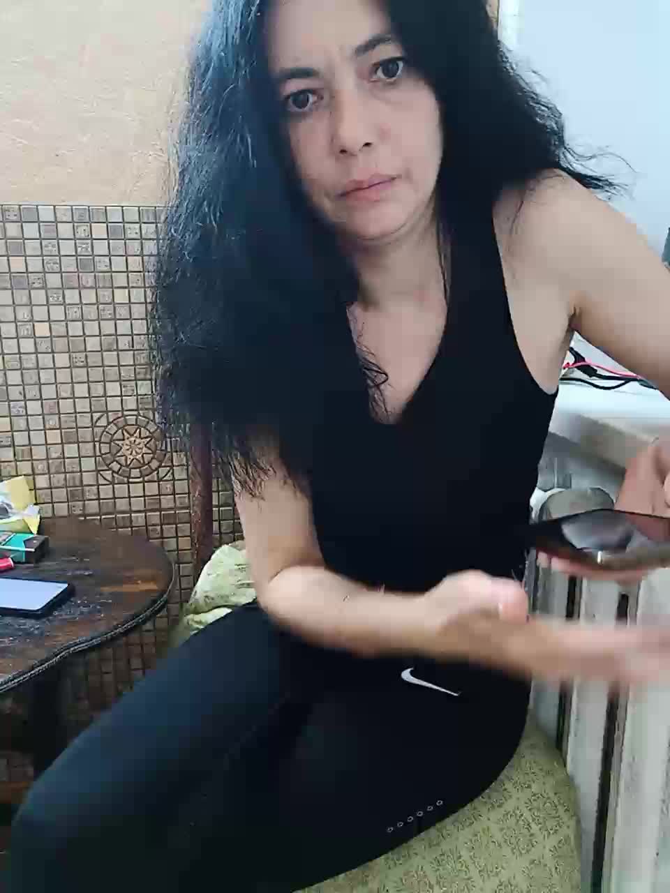 Vitaminka0572 Adult Chat September 17, 2025