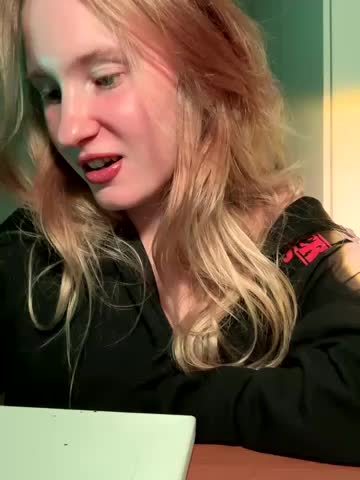 saint_cat25 Adult Chat September 17, 2025