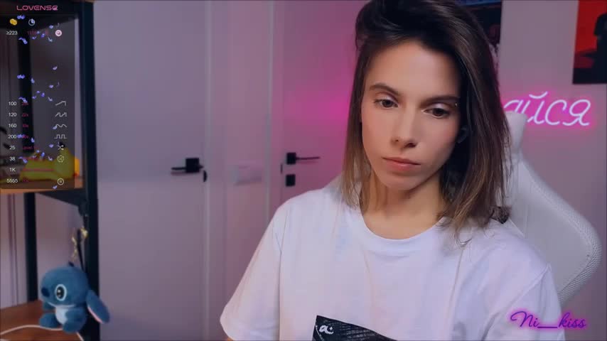 _ni_kiss Adult Chat September 17, 2025