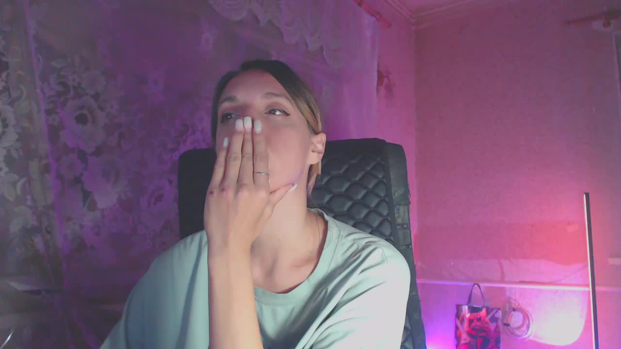 Babymuro4ka Adult Chat September 17, 2025