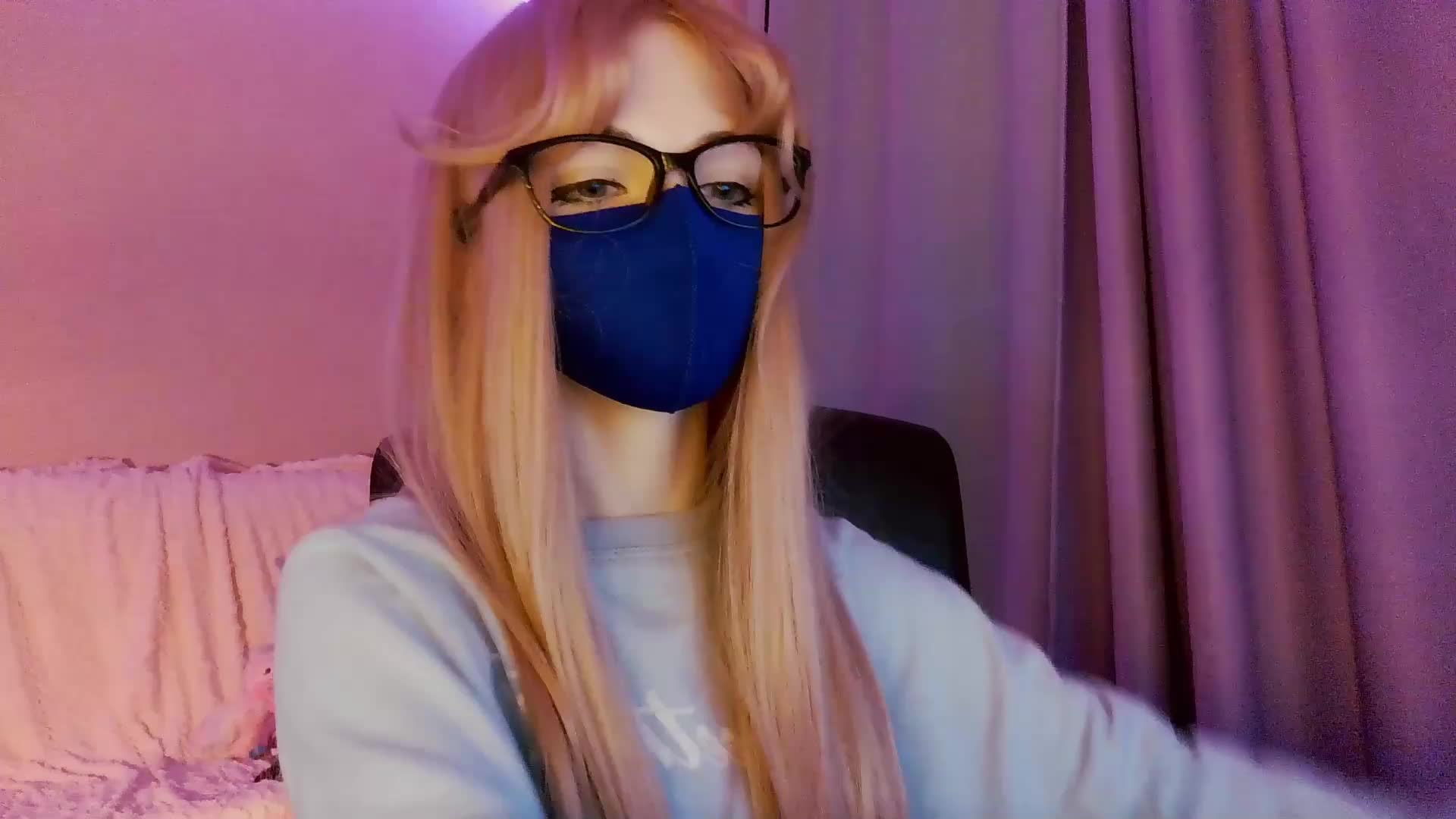 Niikka- Adult Chat September 17, 2025