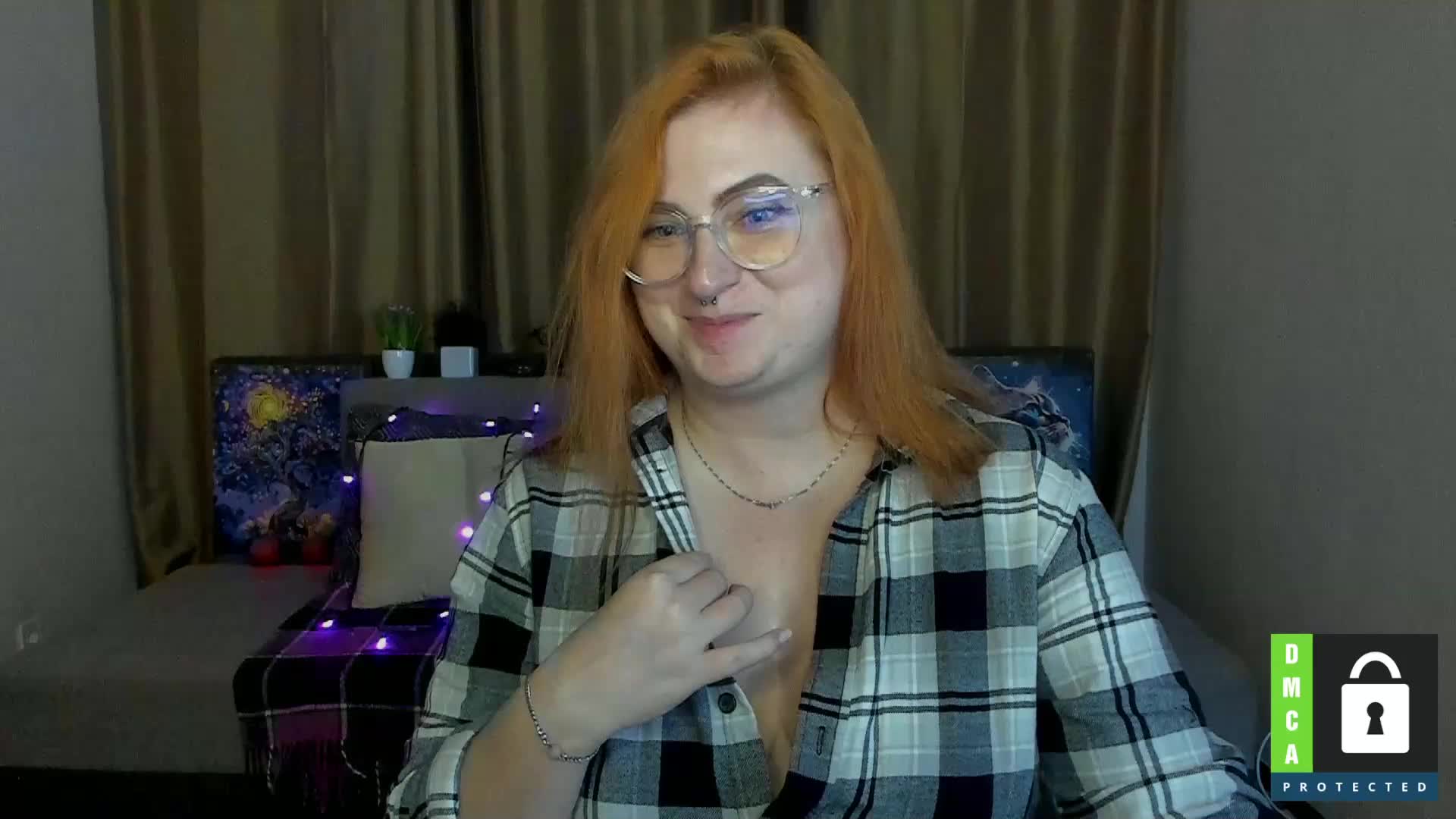 Aliciaredluv Adult Chat September 17, 2025