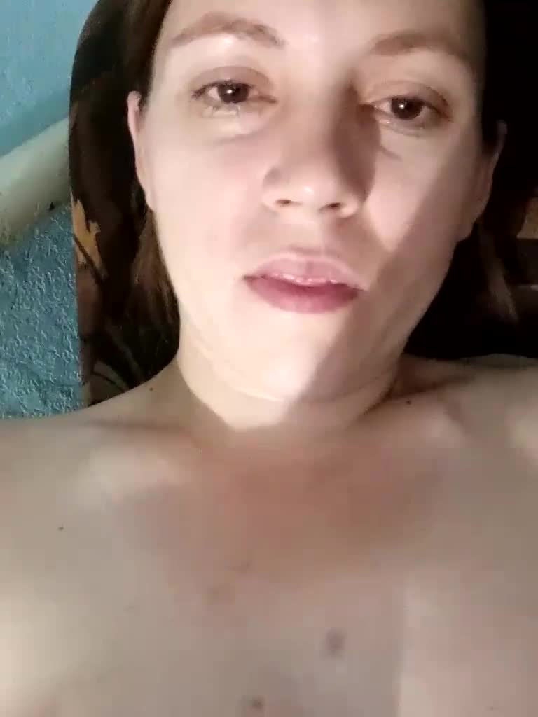 Lola32 Adult Chat September 17, 2025