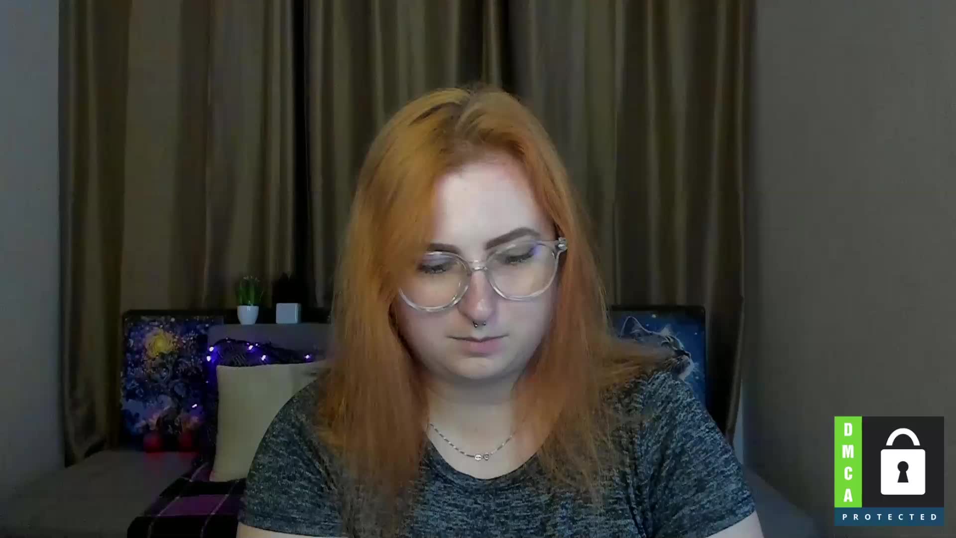 Aliciaredluv Adult Chat September 17, 2025