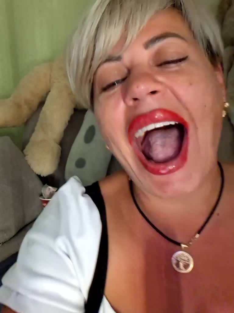 murr-kitty Adult Chat September 17, 2025