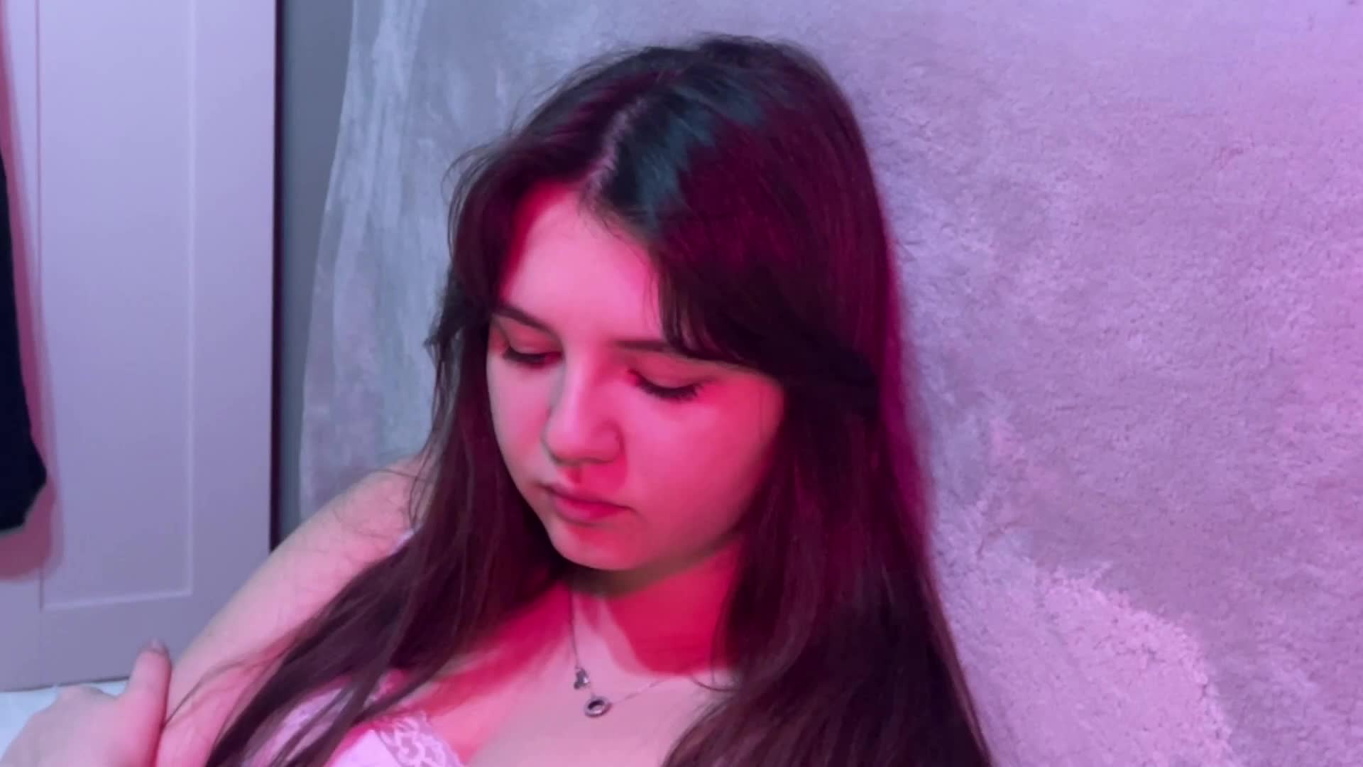 AlisaRichGold Adult Chat September 17, 2025