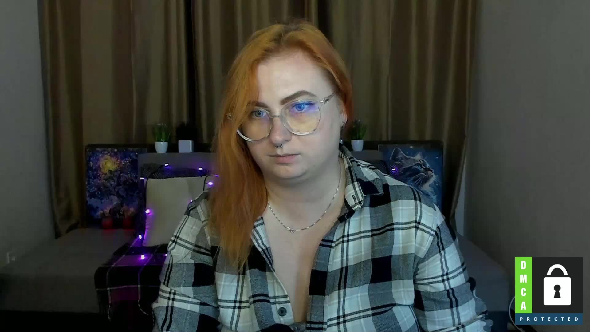Aliciaredluv Adult Chat September 17, 2025
