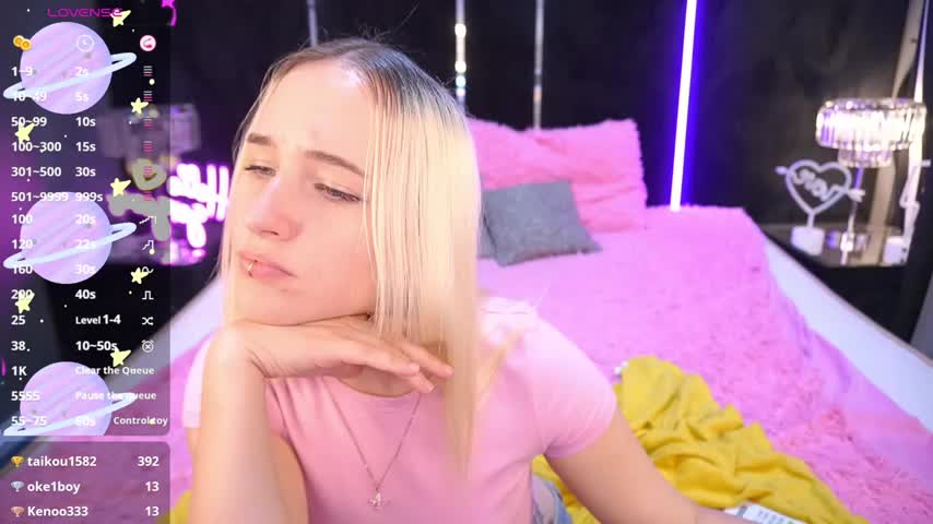 LilElfie Adult Chat September 16, 2025