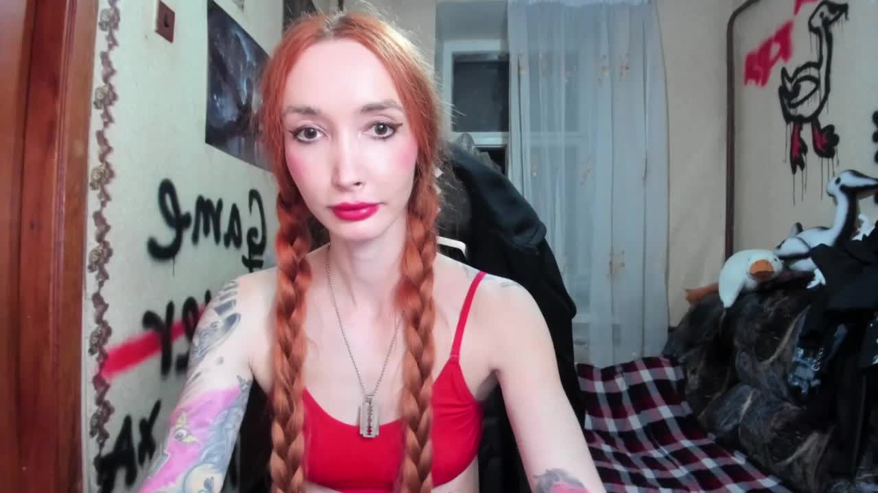 Roxy-Sun Adult Chat September 17, 2025