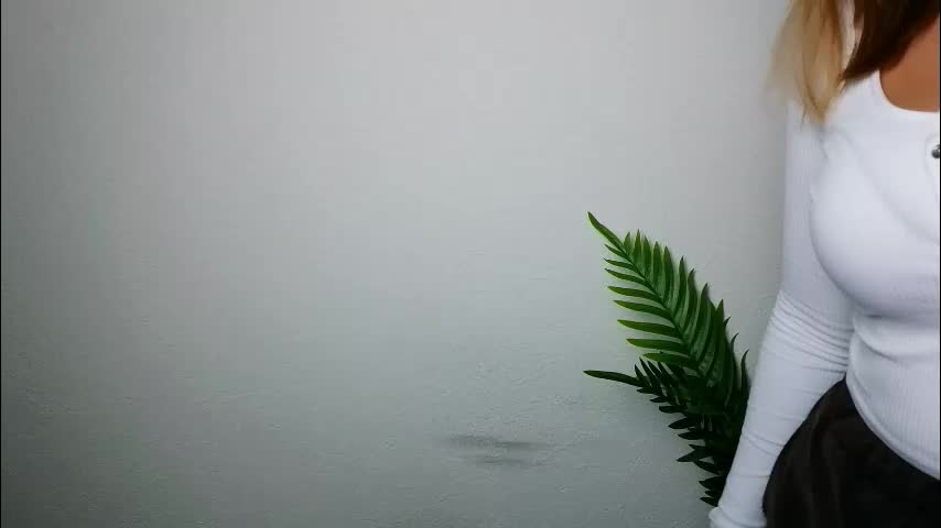 veryveryshygirl Adult Chat September 16, 2025