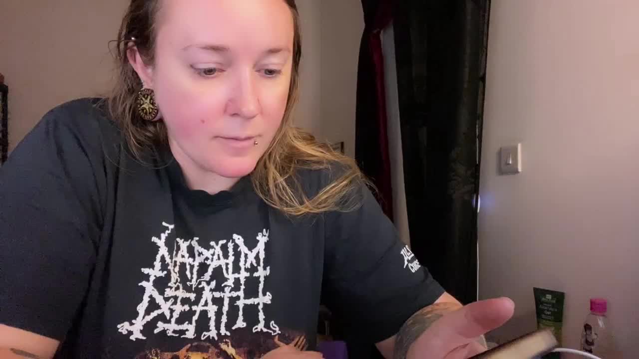 NylonQueen Adult Chat September 17, 2025