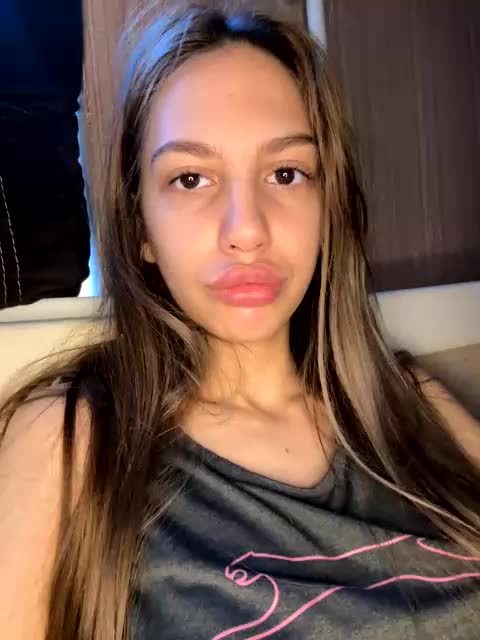 Malvinka2229 Adult Chat September 17, 2025