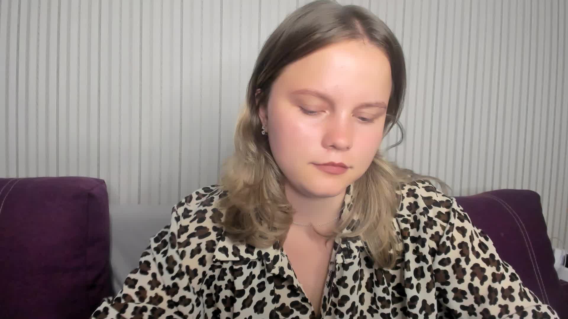 WebSamkaa Adult Chat September 17, 2025