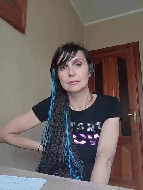 Hellenalonenochka Adult Chat September 17, 2025