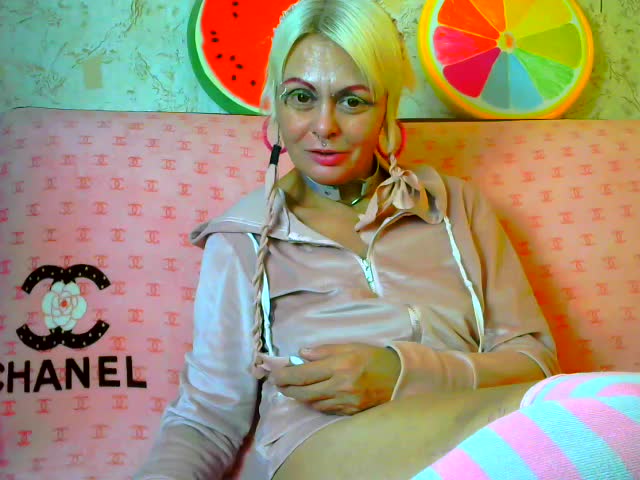 GardenerofIllusions Adult Chat September 17, 2025