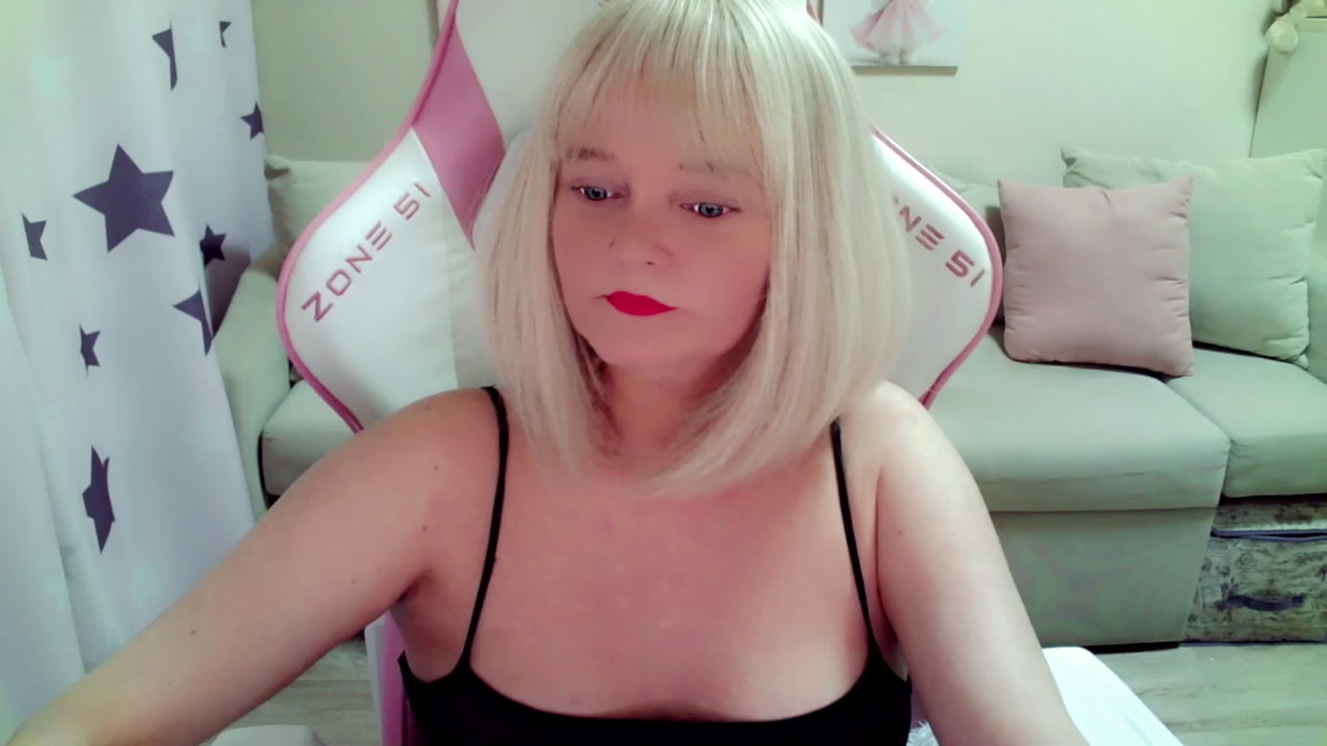 ChristieRoses Adult Chat September 17, 2025