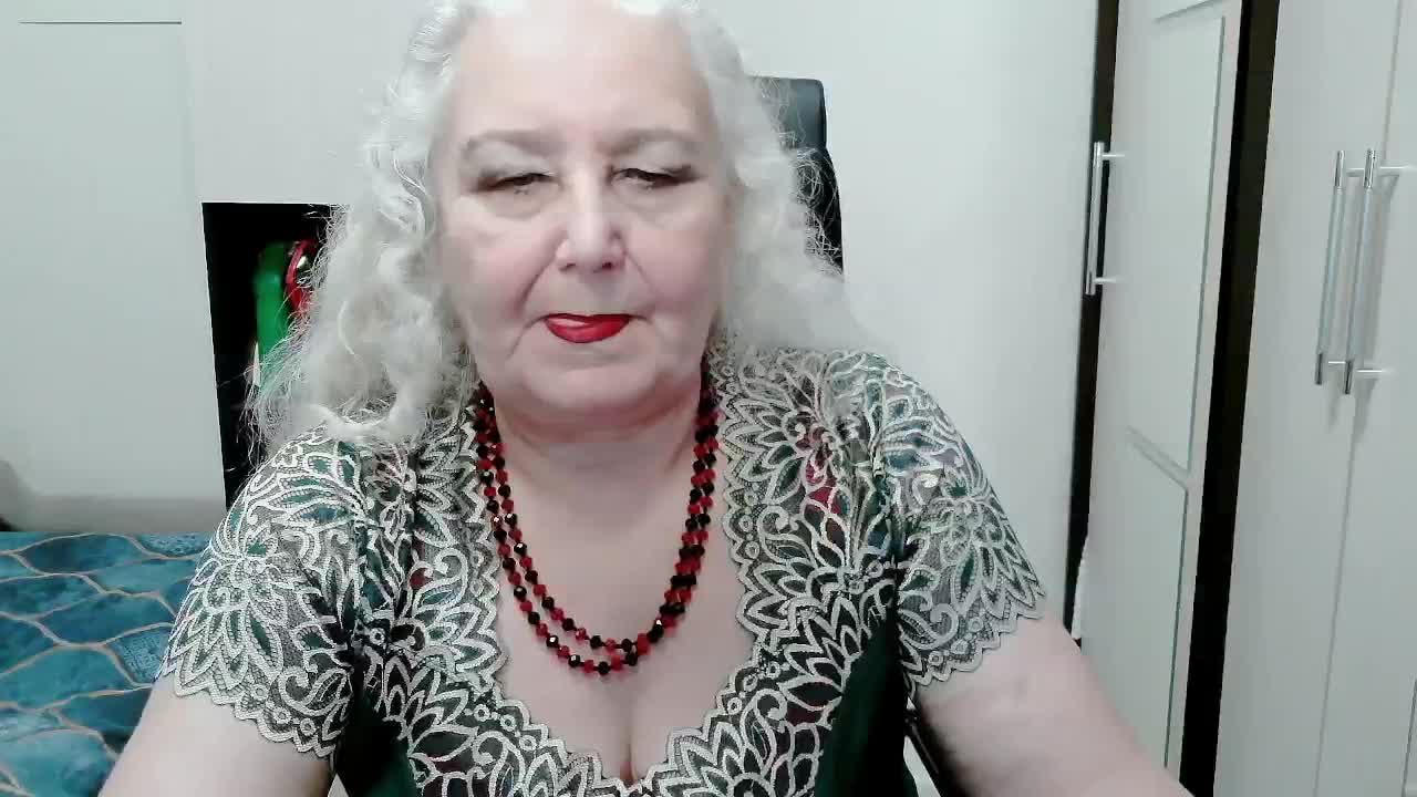 GrannyWants Adult Chat September 17, 2025