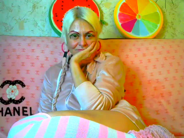 GardenerofIllusions Adult Chat September 17, 2025