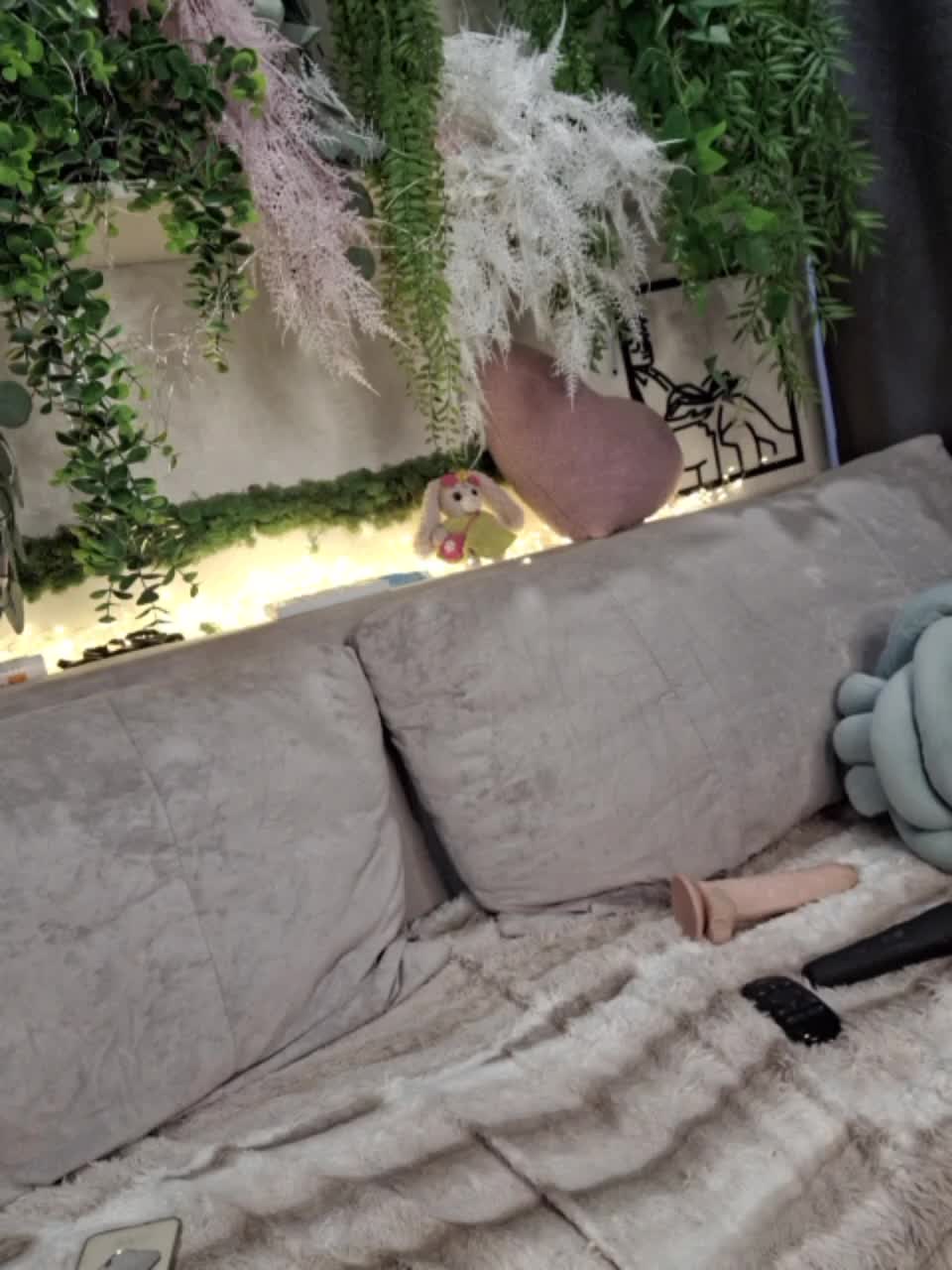 -scyrim- Adult Chat September 17, 2025