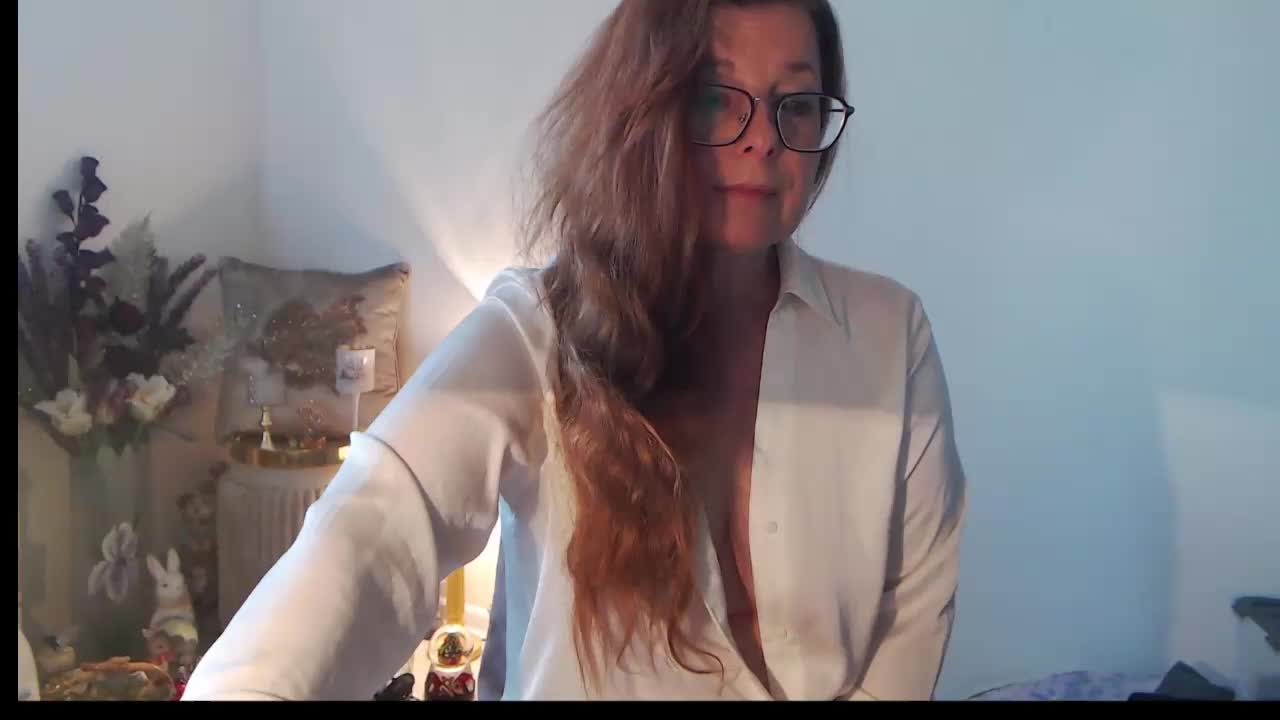 HelenBerg Adult Chat September 18, 2025