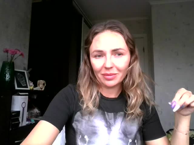 CuteAngelina Adult Chat September 18, 2025