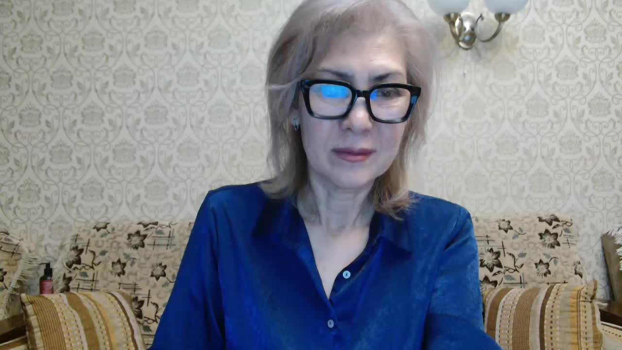 ElegantLady00 Adult Chat September 18, 2025