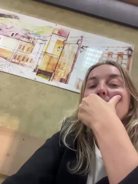 Lasiia Adult Chat September 18, 2025