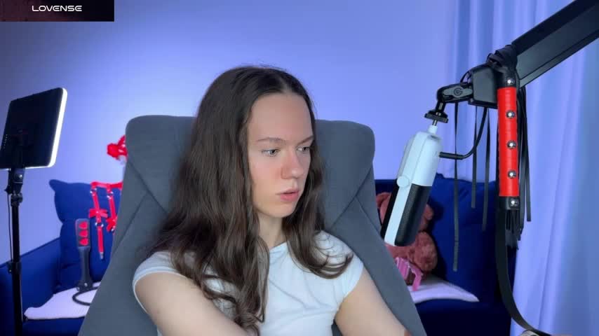 SharkyBaby Adult Chat September 18, 2025