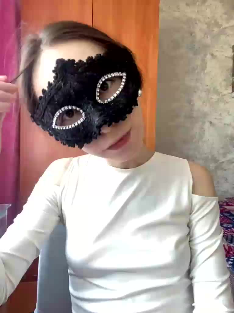 AliseRoze Adult Chat September 17, 2025