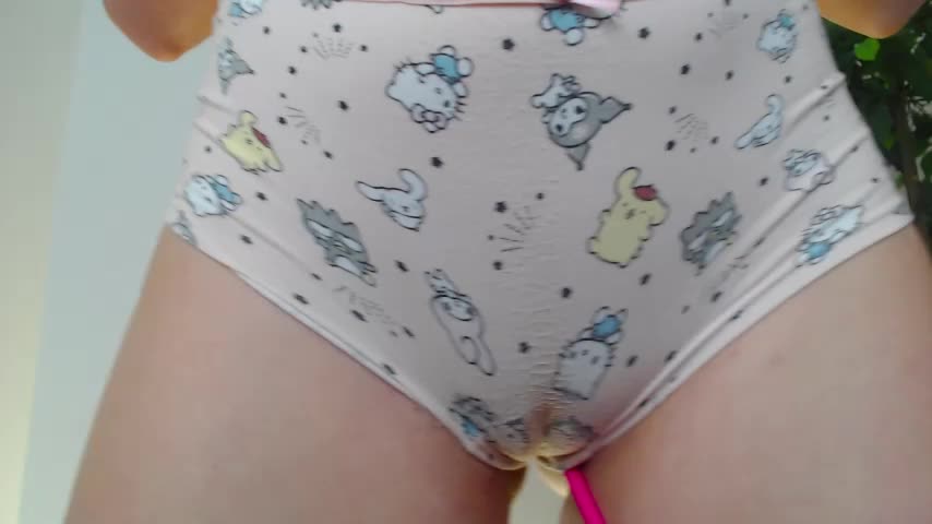 Litttle_miss_ Adult Chat September 17, 2025